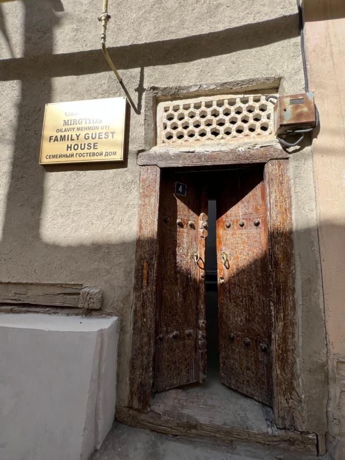 In Center Of Bukhara Family Guest House Mirg'Iyos Екстериор снимка