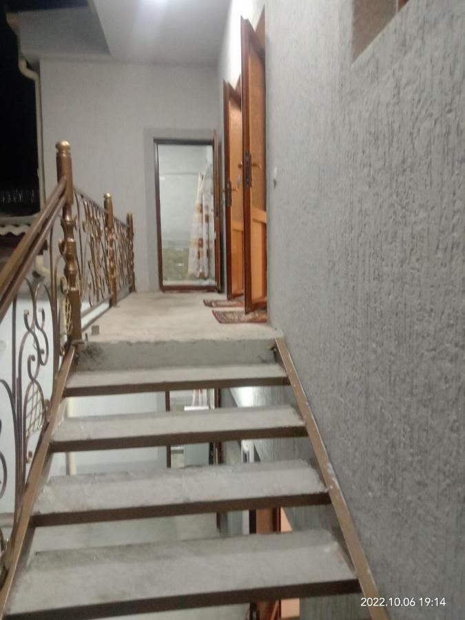 In Center Of Bukhara Family Guest House Mirg'Iyos Екстериор снимка