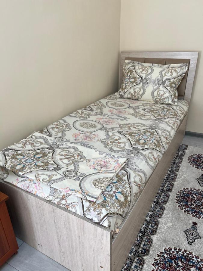 In Center Of Bukhara Family Guest House Mirg'Iyos Екстериор снимка