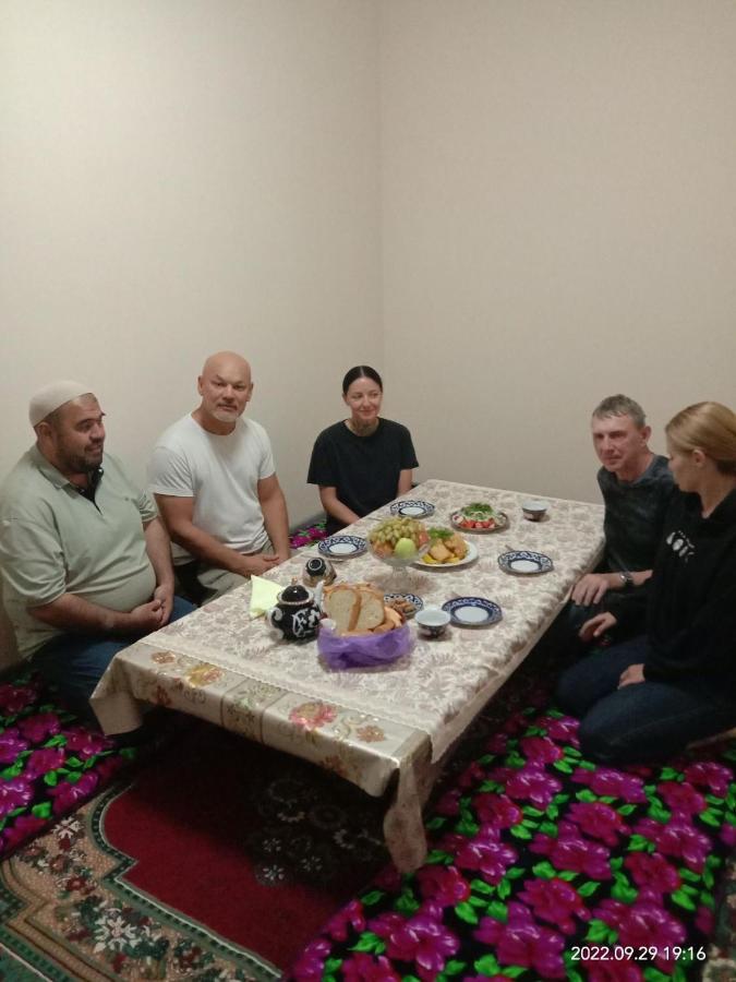 In Center Of Bukhara Family Guest House Mirg'Iyos Екстериор снимка